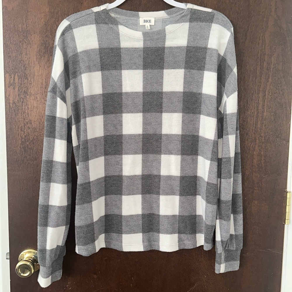Women’s oversized sweater